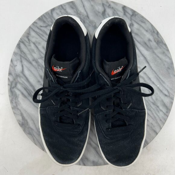 Nike Court Blanc SE Sneaker Womens 9.5 Black Suede Low Top Shoes CK6533-003 - Picture 8 of 11